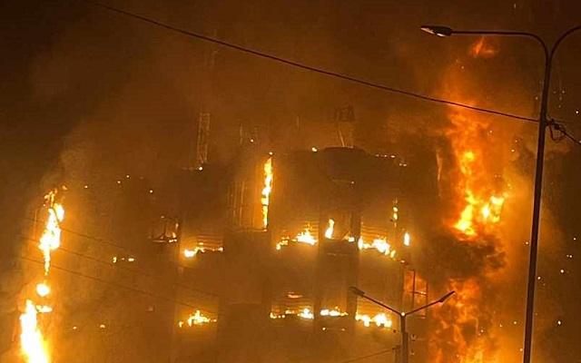 Bobo-Dioulasso : L’immeuble abritant l’agence de Coris Baraka ravagé par des flammes