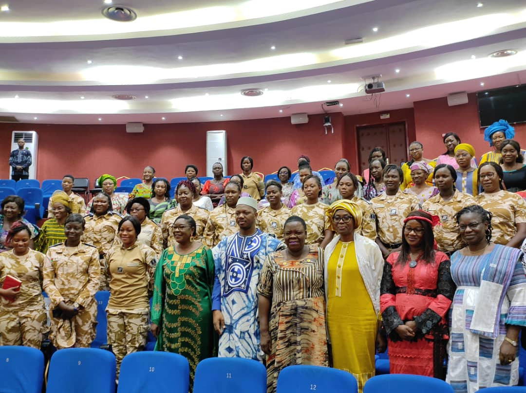 8 mars 2023 : L’Amicale des femmes parlementaires échange sur sa responsabilité dans la consolidation de la paix