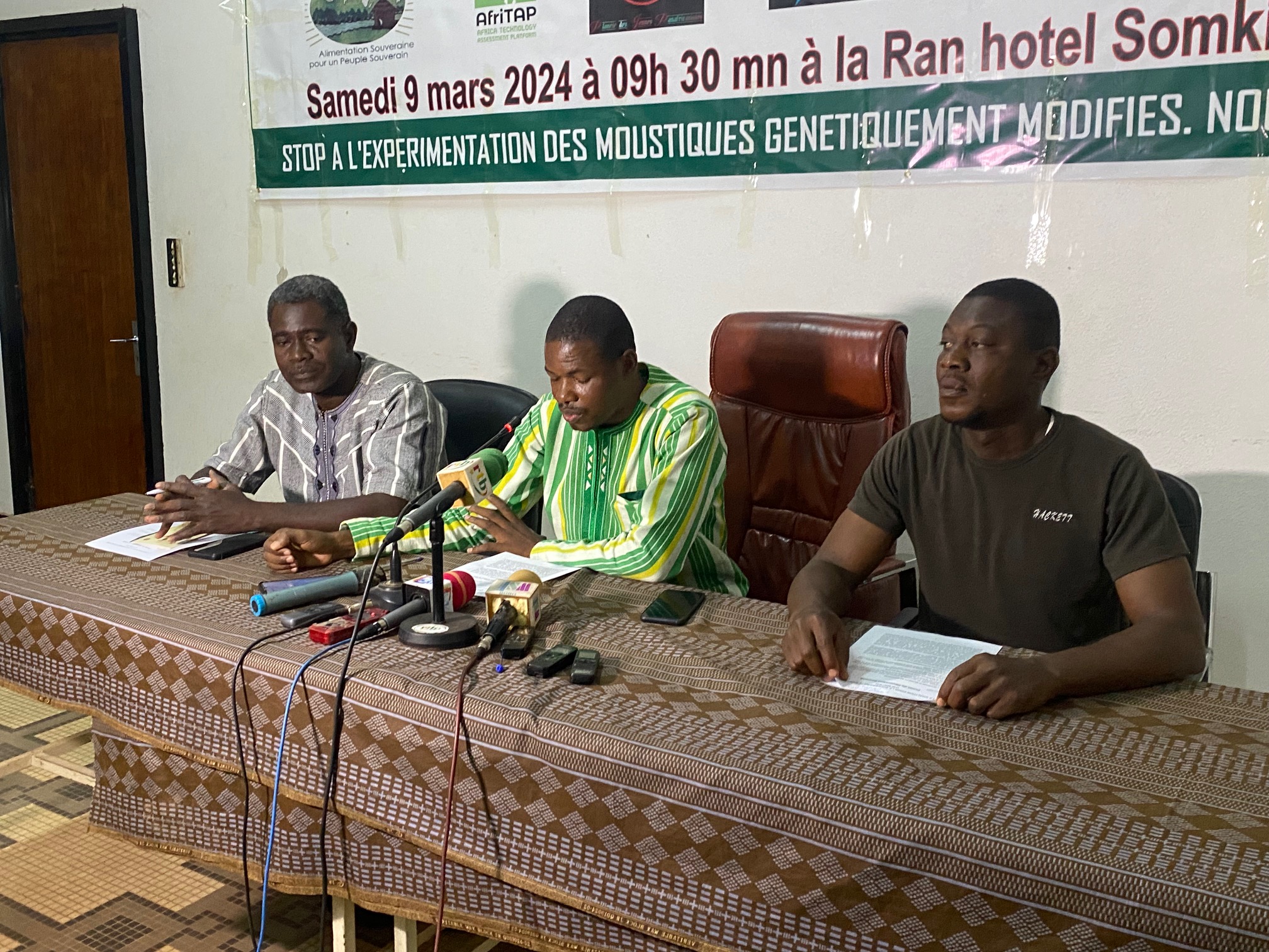 Burkina/Lutte contre le paludisme : La Coalition pour la souveraineté sanitaire exige « l’arrêt immédiat » du projet sur les moustiques génétiquement modifiés