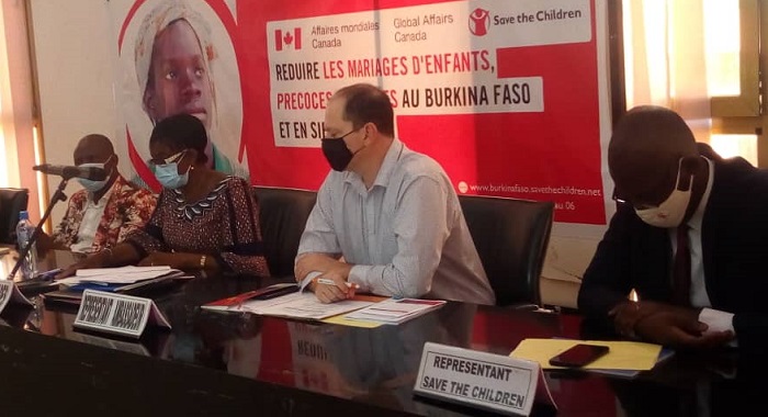 Droits humains : L’ONG Save the Children en lutte contre les mariages précoces des jeunes filles au Burkina