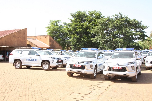 Santé : 115 autres ambulances pour les communes du Burkina Faso