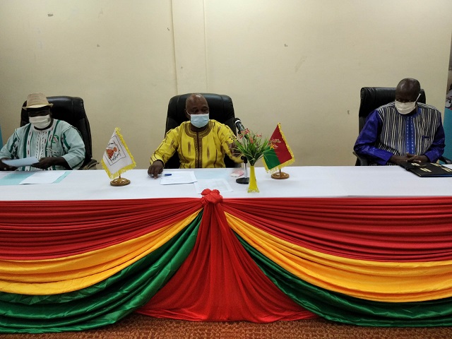 Promotion de l’artisanat : Le Conseil régional du Centre et la Chambre des métiers de l’artisanat du Burkina signent un partenariat