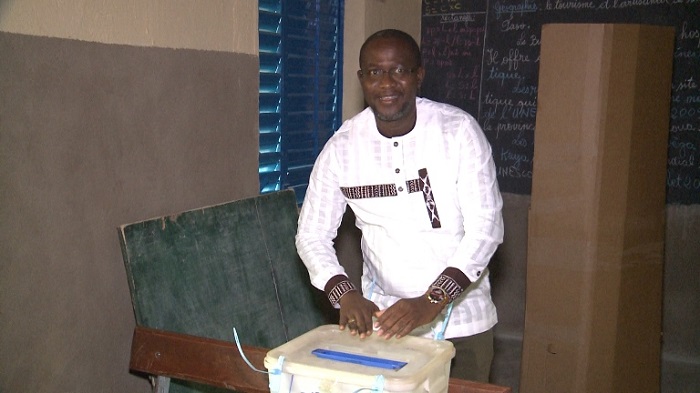Présidentielle 2020 au Burkina : Ambroise Farama a voté à Loropéni, la cité de Massako