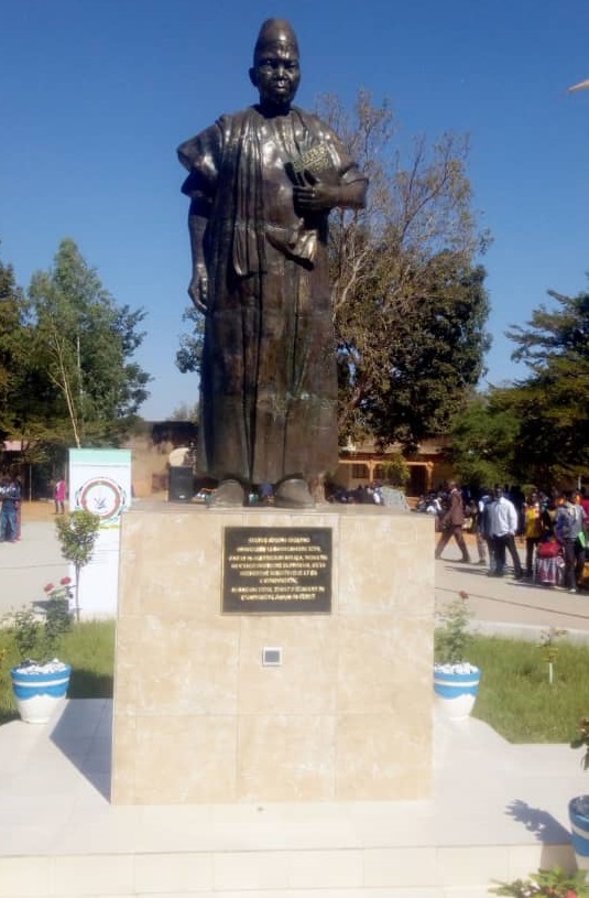 Université Joseph Ki-Zerbo : Une statue pour vivifier davantage l’idéal de l’éminent historien 