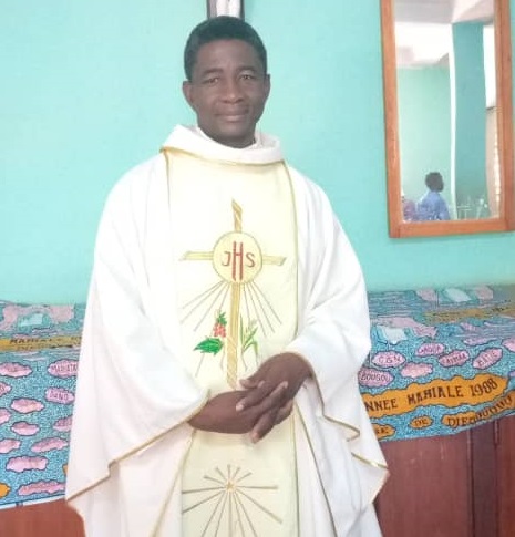 Temps de carême : « La solidarité et la charité chrétienne doivent être plus actives », abbé Cyriaque Somé, prêtre du diocèse de Diébougou
