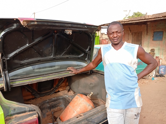 Utilisation du gaz butane dans les taxis : « L’essence est plus dangereuse que le gaz », se défend le président des jeunes taximen du Burkina