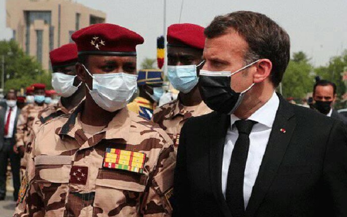 « La France ne laissera jamais remettre en cause la stabilité et l’intégrité du Tchad », rassure Emmanuel Macron