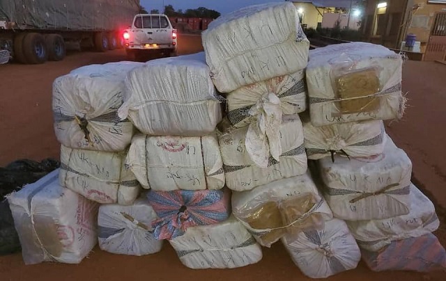 Lutte contre les trafics illicites : Les gabelous de Diébougou saisissent près d’une tonne de chanvre indien 