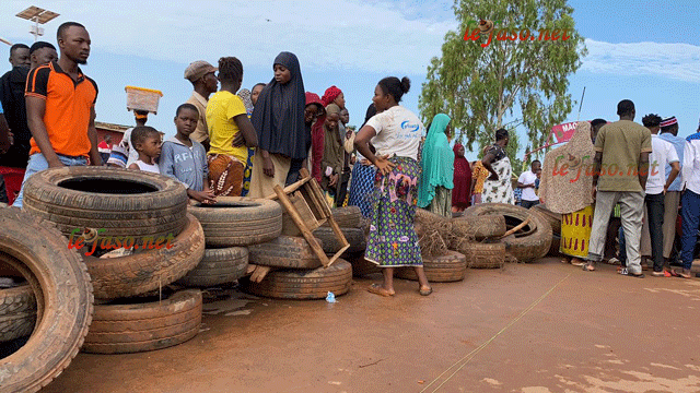 Route nationale N°22-Burkina : Des manifestants érigent des barricades pour dénoncer le nombre élevé d’accidents 