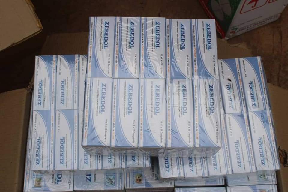 Burkina : La douane met hors circuit 3 400 cartons de médicaments illicites 