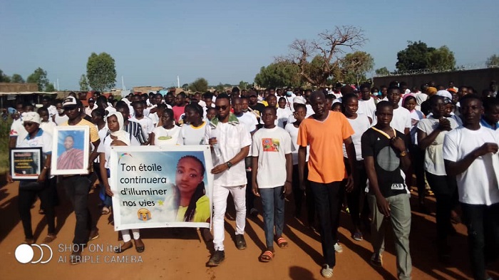 Marche d’hommage à Ina Drabo : Les habitants de l’arrondissement 8 de Ouagadougou demandent l’ouverture du poste de commissariat