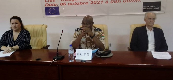 Sécurité : Les personnels  de la police nationale  du  Burkina renforcent leurs capacités en droits humains