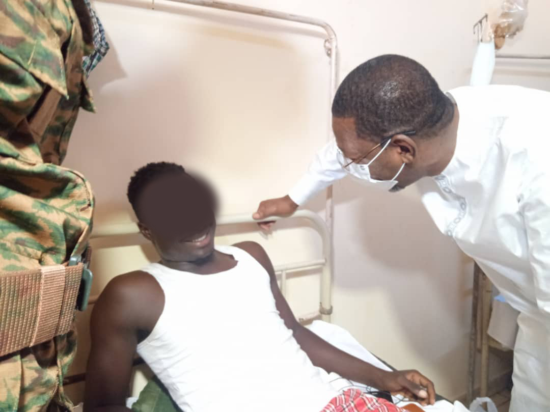 Attaque d’Inata : Bala Sakandé rend visite aux soldats blessés et annonce une enquête parlementaire
