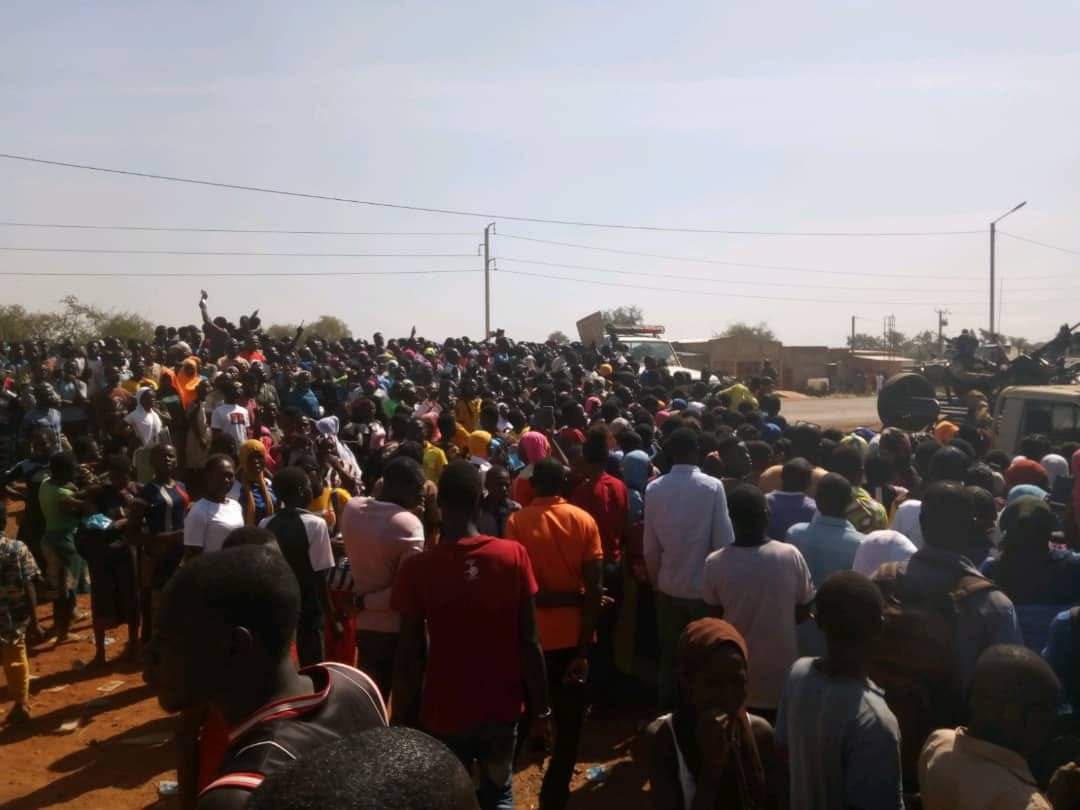 Burkina : Bloqué à Kaya, le convoi militaire français est sur le point de rebrousser chemin sur Ouagadougou