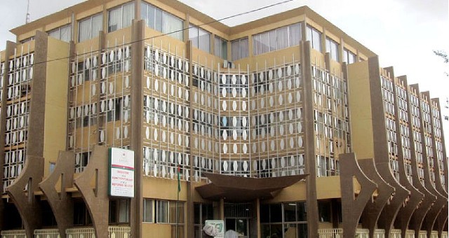 Burkina : Un décret pris pour renforcer les modalités de mise en demeure du fonctionnaire en cas d’abandon de poste 