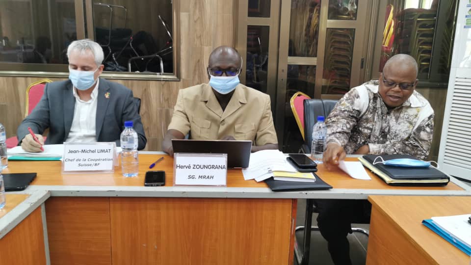 Agropastoralisme au Burkina : Les acteurs font l’état des lieux du projet MODHEM à Manga