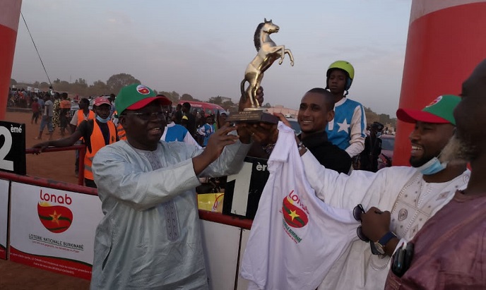 Course hippique : Bobo-Dioulasso fait une razzia au Grand Prix de la Lonab