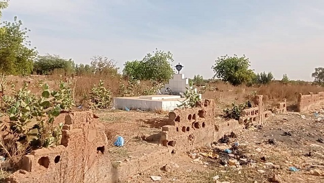 Ouagadougou : Ordures, sacrifices, carcasses d’animaux…des cimetières transformés en décharges publiques 
