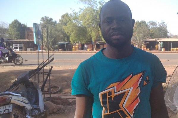 Entrepreneuriat : Yacouba Ouédraogo, « l’étudiant-garbaman » qui s’est trouvé une passion dans l’attiéké 