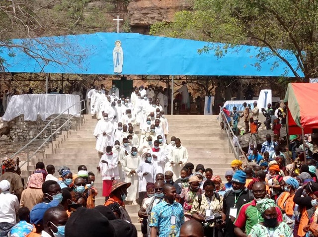 Pèlerinage marial 2022 à Dingasso : Le « marathon de prière » pour demander la paix et la stabilité au Burkina Faso