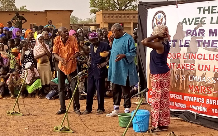 Promotion des droits des personnes handicapées intellectuelles : Special Olympics Burkina sensibilise les populations de Toudbewéogo