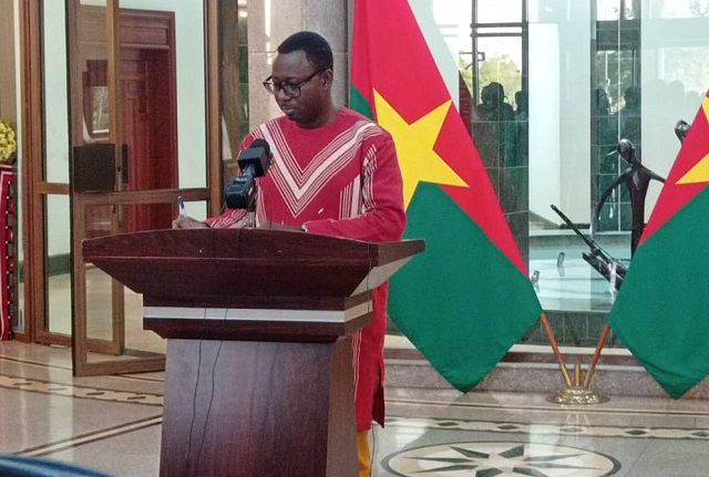 Burkina Faso : Le conseil des ministres éjecte le directeur général de Air Burkina de son fauteuil