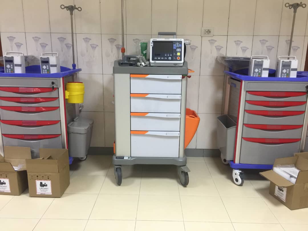 Santé : La coopération italienne offre des équipements sanitaires à l’hôpital Saint-Camille de Ouagadougou