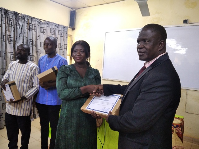 Promotion de l’excellence dans l’enseignement supérieur au Burkina : Le CERPAMAD récompense ses meilleurs étudiants 