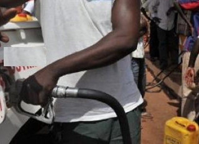 Mali : Le prix du litre du supercarburant et du gasoil augmente de 49 francs CFA