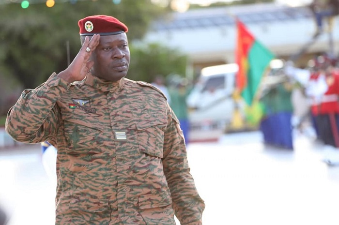 Attaque du convoi sur l’axe Djibo-Bourzanga : Le président du Faso témoigne sa compassion aux familles éplorées