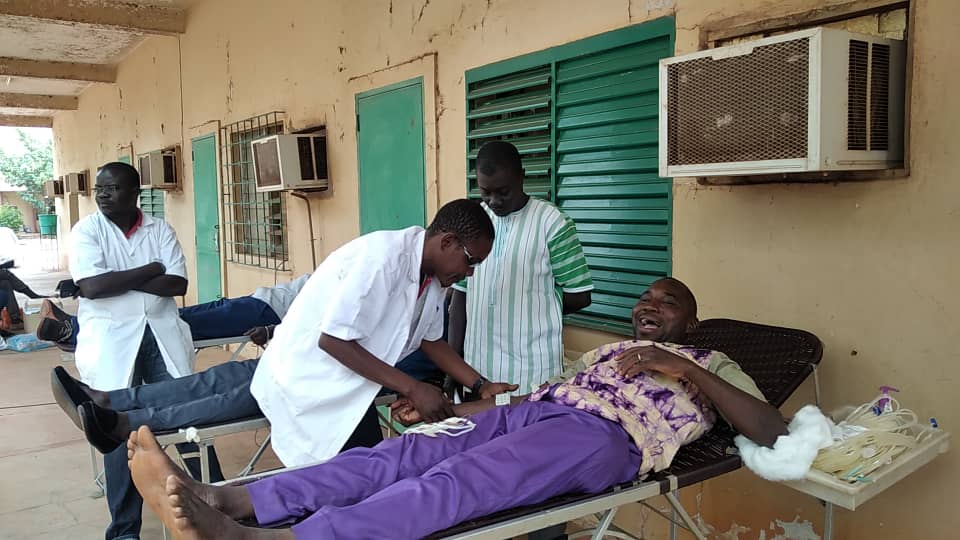 Santé : Les chauffeurs du ministère de la Santé donnent leur sang pour sauver des vies