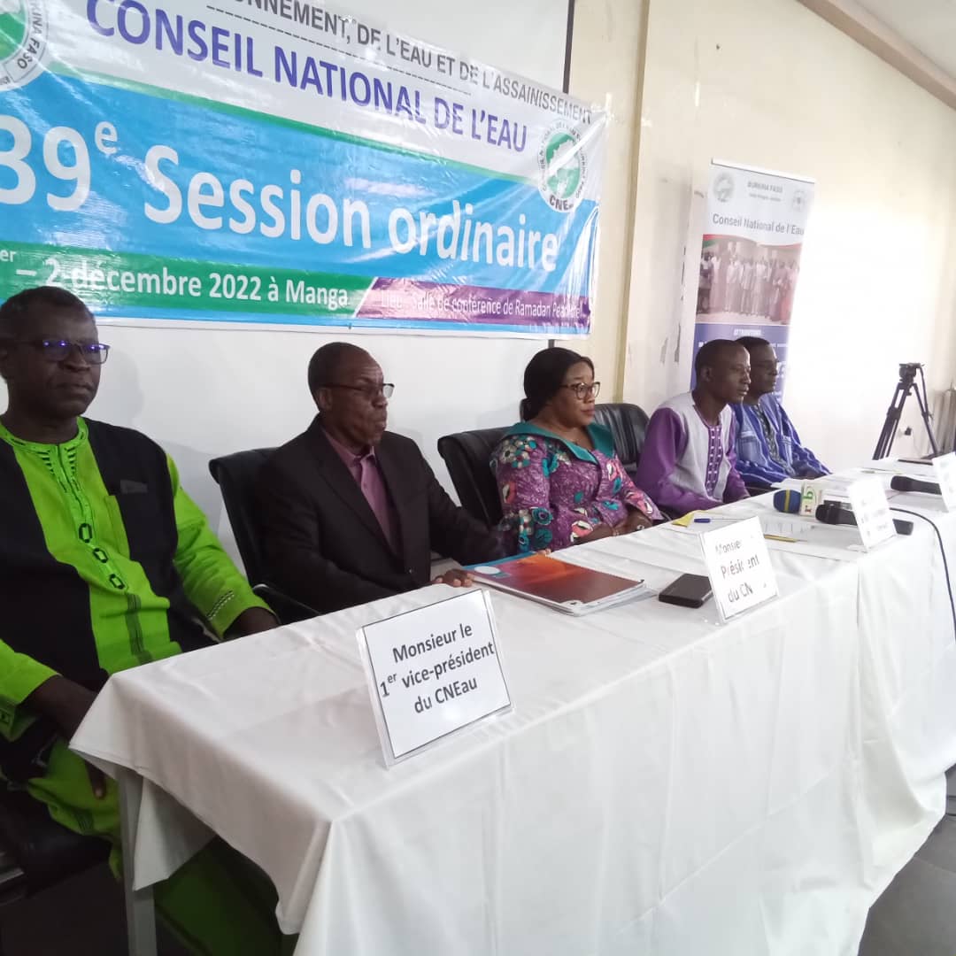 Burkina : Le Conseil national de l’eau examine les plans d’action 2021-2025 de ses programmes pour accroître l’offre en faveur des populations 