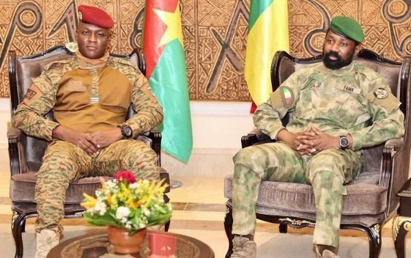 Le front des putschistes ouest-africains va-t-il viser Abidjan ?