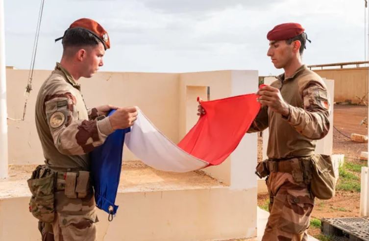 La France et le Sahel : Echec militaire suivi de conflits diplomatiques