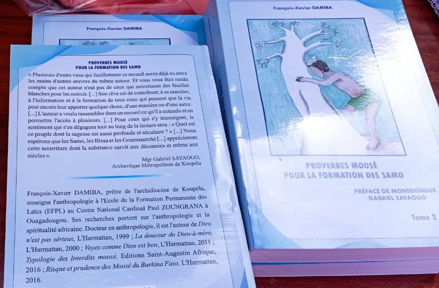 Burkina/ Littérature : « Proverbes moosé pour la formation des Samo », un livre qui partage la richesse culturelle des moosé
