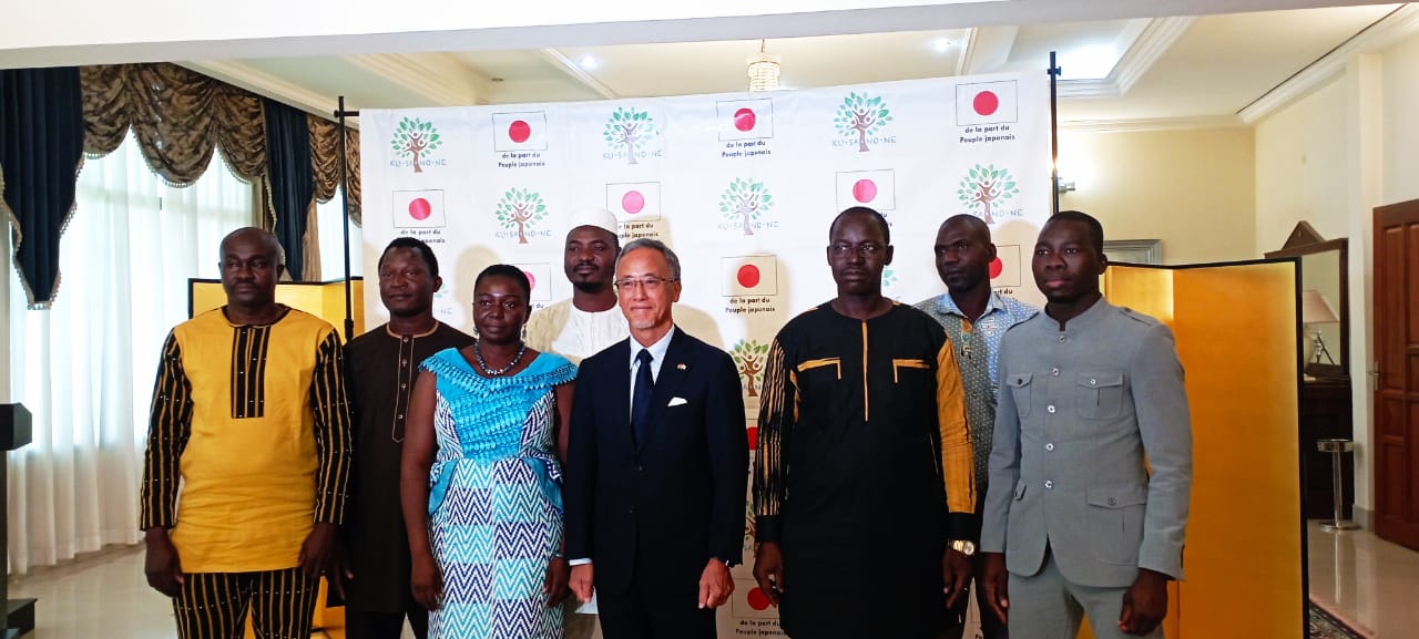 Burkina / Synécoculture : L’ambassade du Japon offre plus de 42 millions de francs CFA au CARFS