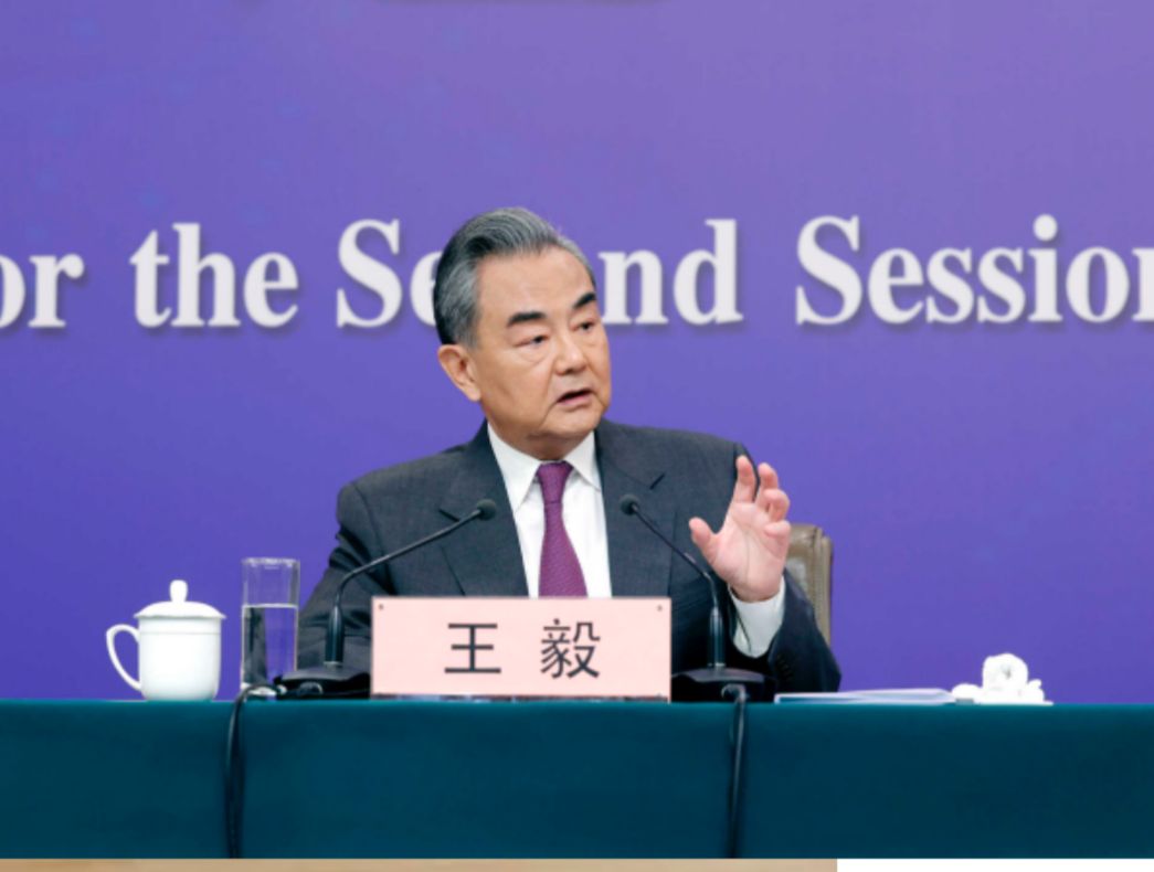Wang Yi, ministre chinois des affaires étrangères : « La Chine continuera de soutenir l’Afrique pour qu’elle accède à une véritable indépendance d’esprit »