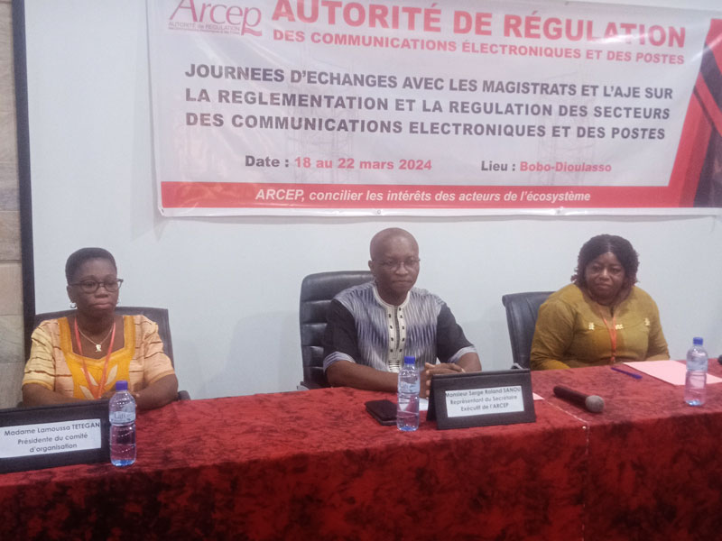 Burkina/Réglementation et régulation des secteurs des communications électroniques et des postes : L’ARCEP échange pour la 7e fois avec les magistrats et l’Agence judicaire de l’Etat