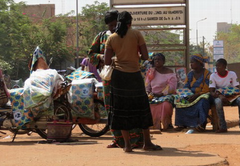 Journée internationale de la femme : « A l’heure actuelle, le 08 mars au Burkina Faso, ce sont les pagnes, les djandjobas »