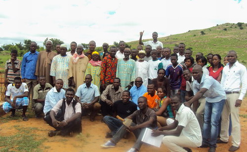 Boulgou : Des étudiants reboisent à Garango