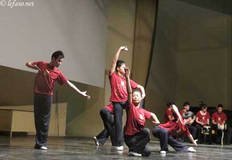 Soirée culturelle taiwanaise : la troupe artistique de l’Université de Taiwan en action