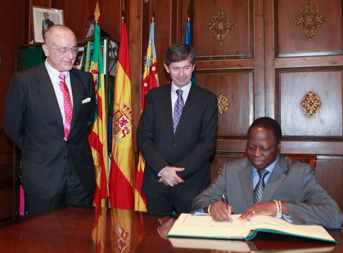 Burkina-Espagne : L’Ambassadeur Eric TIARÉ donne de l’impulsion aux relations bilatérales