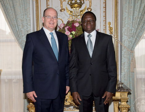 Burkina Faso/Monaco : Eric Tiaré présente ses lettres de créance à Albert II