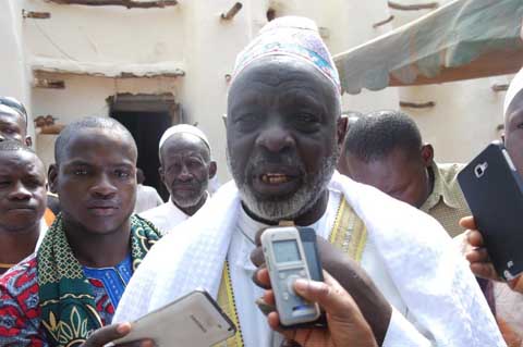 Vœu de Siaka Sanon, Imam de la grande mosquée de Dioulasso-Ba, pour 2015 : « Que Dieu nous épargne des divisions, des malentendus, des conflits et de la haine »