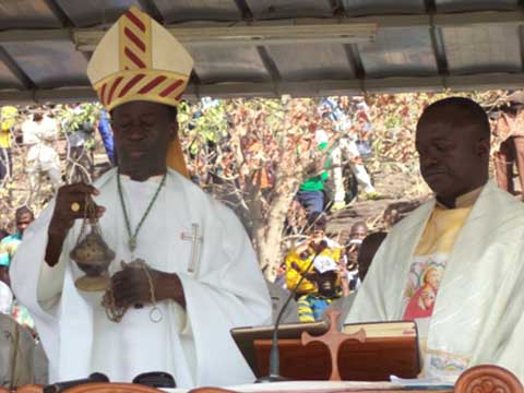 Pèlerinage  au sanctuaire de Fabédougou : les Chrétiens  de Banfora ont prié pour la paix au Burkina Faso