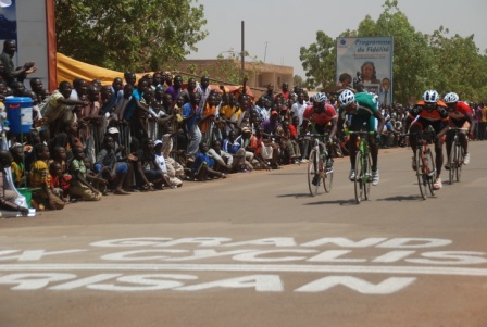 Grand Prix PériSan en cyclisme : Seydou Bamogo vainqueur de la 1ère édition 