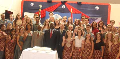 Corps de la paix américaine au Burkina : 42 nouveaux volontaires prêtent serment