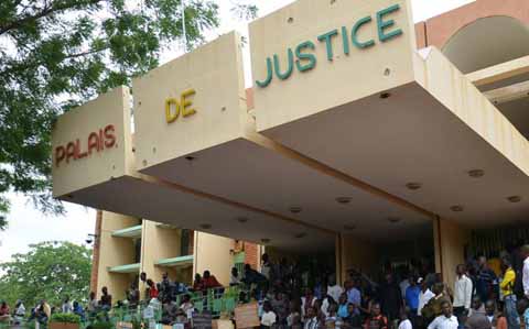 Piraterie de téléphonies mobiles : le Syndicat Burkinabè des Magistrats exige de sanctions