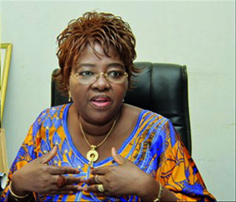 Juliette Bonkoungu, ancienne ministre, ancienne ambassadeur et conseiller politique du CDP, a été interpellée ce vendredi par la gendarmerie nationale. Après plusieurs heures d’audition pour malversations supposées, elle a été libérée vers 23H.