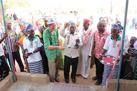 Petite et moyenne entreprise : Le village de Tambolo inaugure la « laiterie du bonheur »